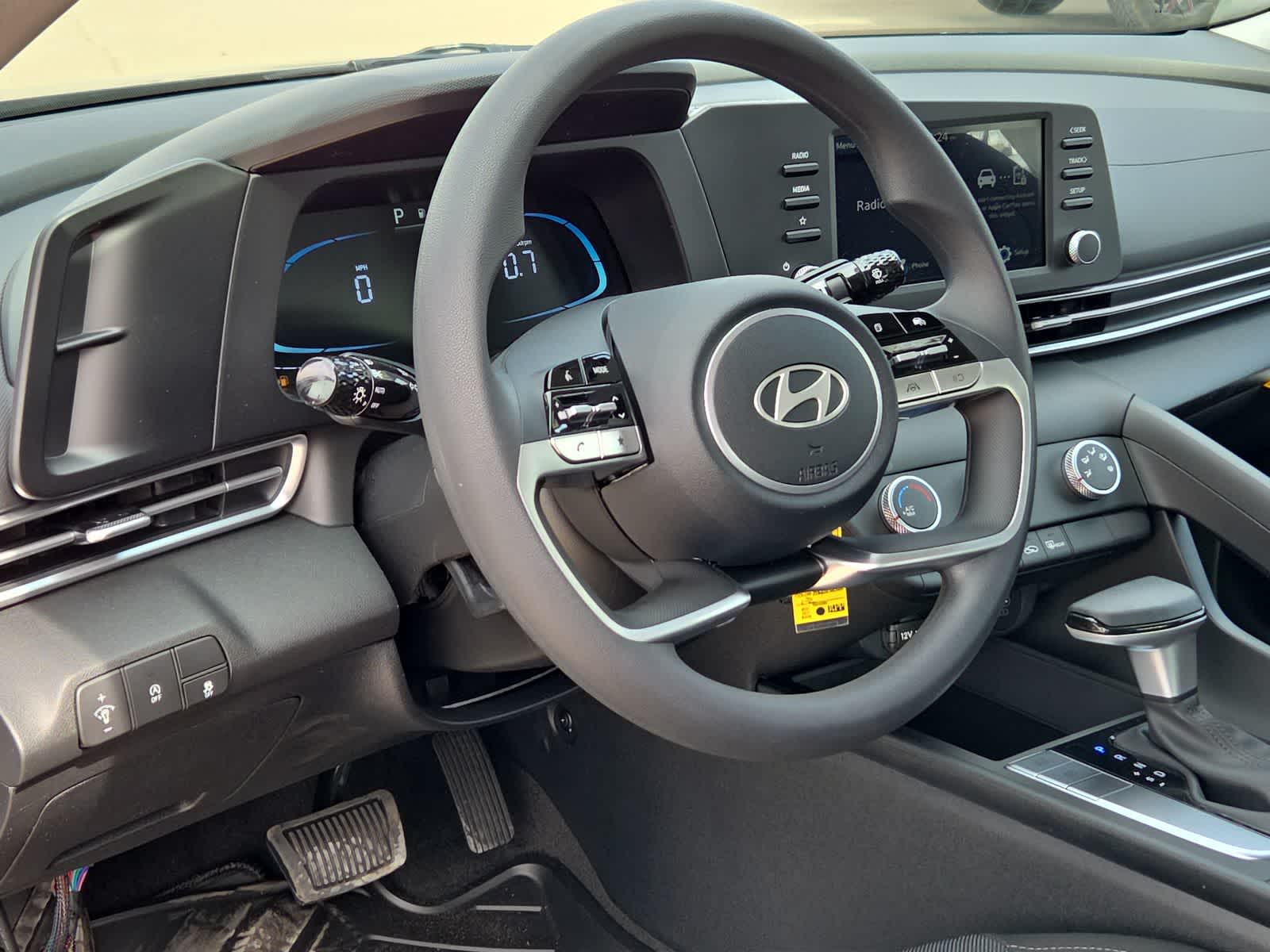 Thumbnail: 2026 Hyundai Elantra - 10