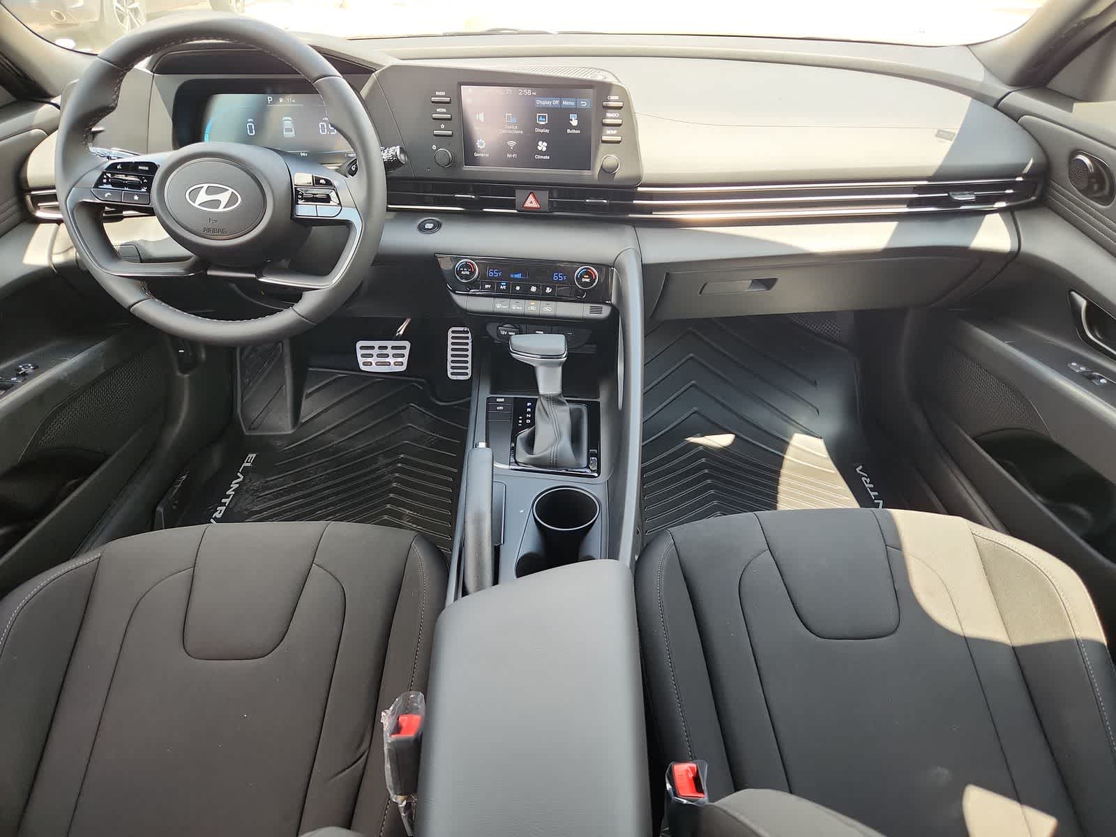 Thumbnail: 2025 Hyundai Elantra - 14