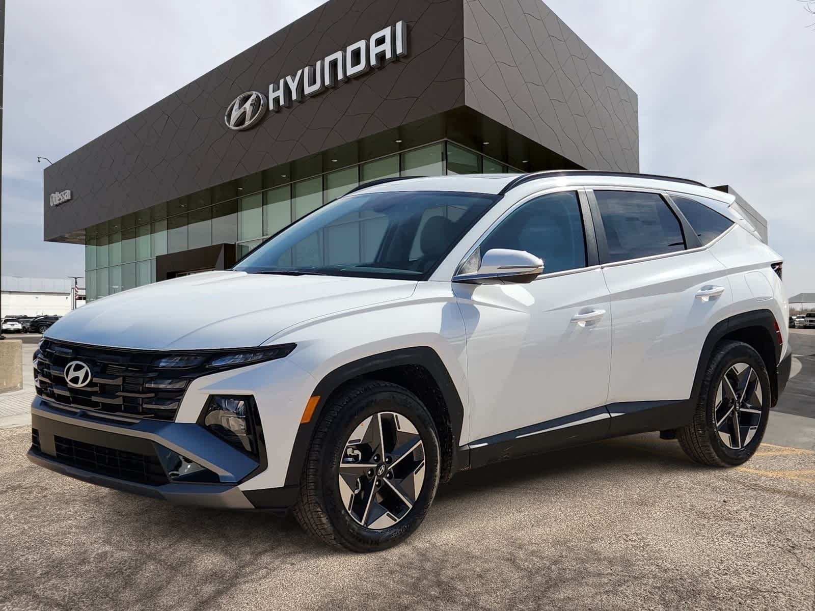 Thumbnail: 2026 Hyundai Tucson - 1