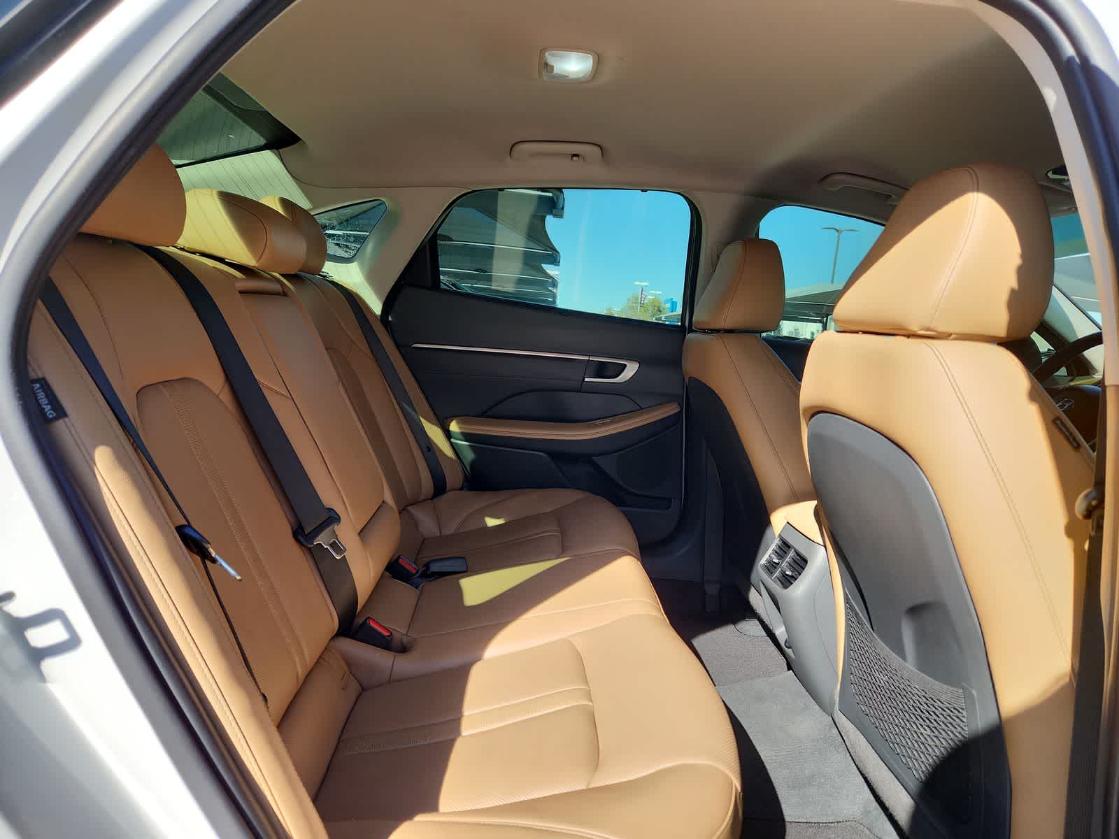 Thumbnail: 2022 Hyundai Sonata - 17