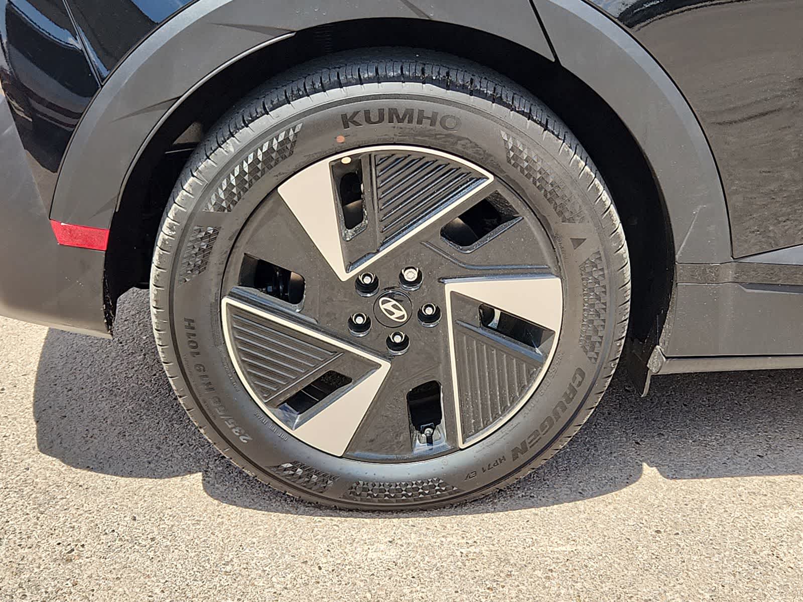 Thumbnail: 2025 Hyundai Ioniq 5 - 16