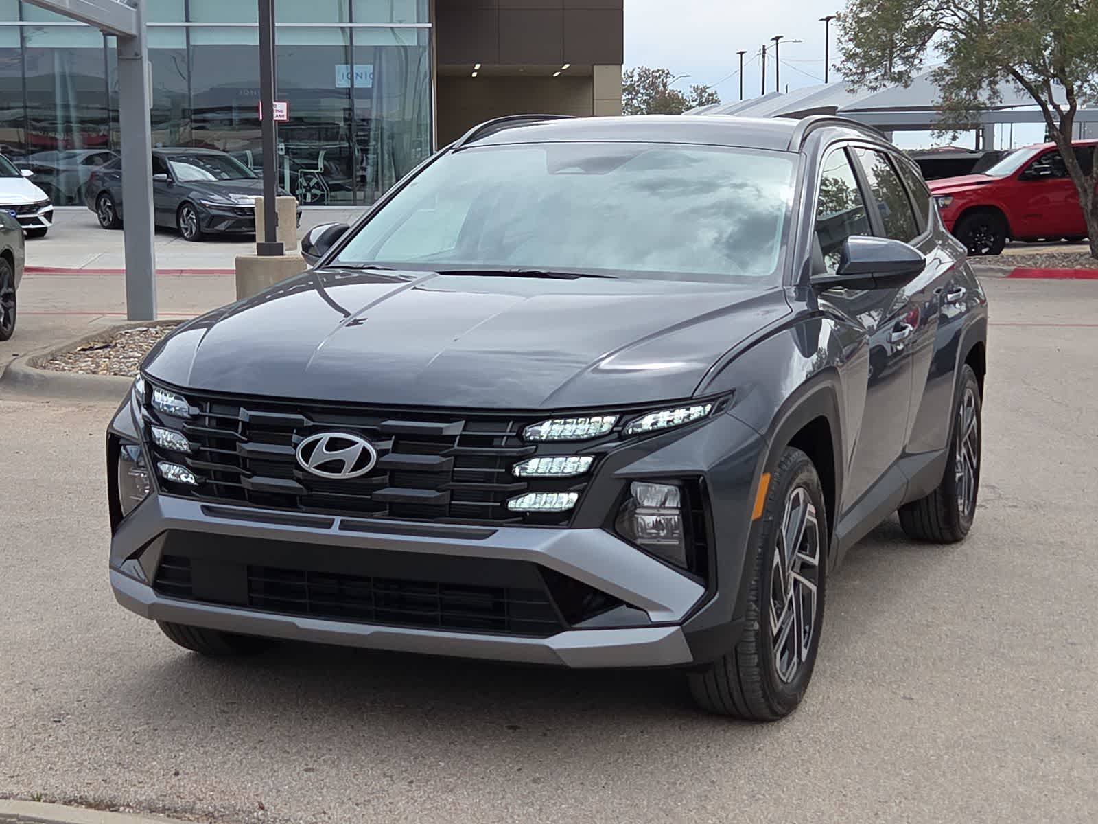 Thumbnail: 2026 Hyundai Tucson - 3
