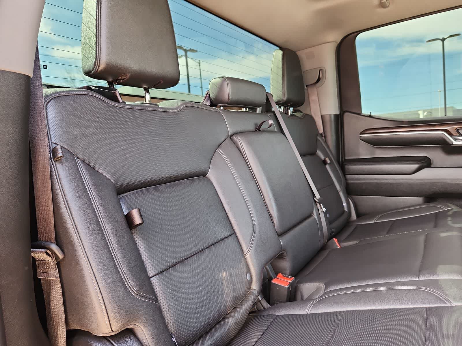 Thumbnail: 2024 GMC Sierra 1500 - 17