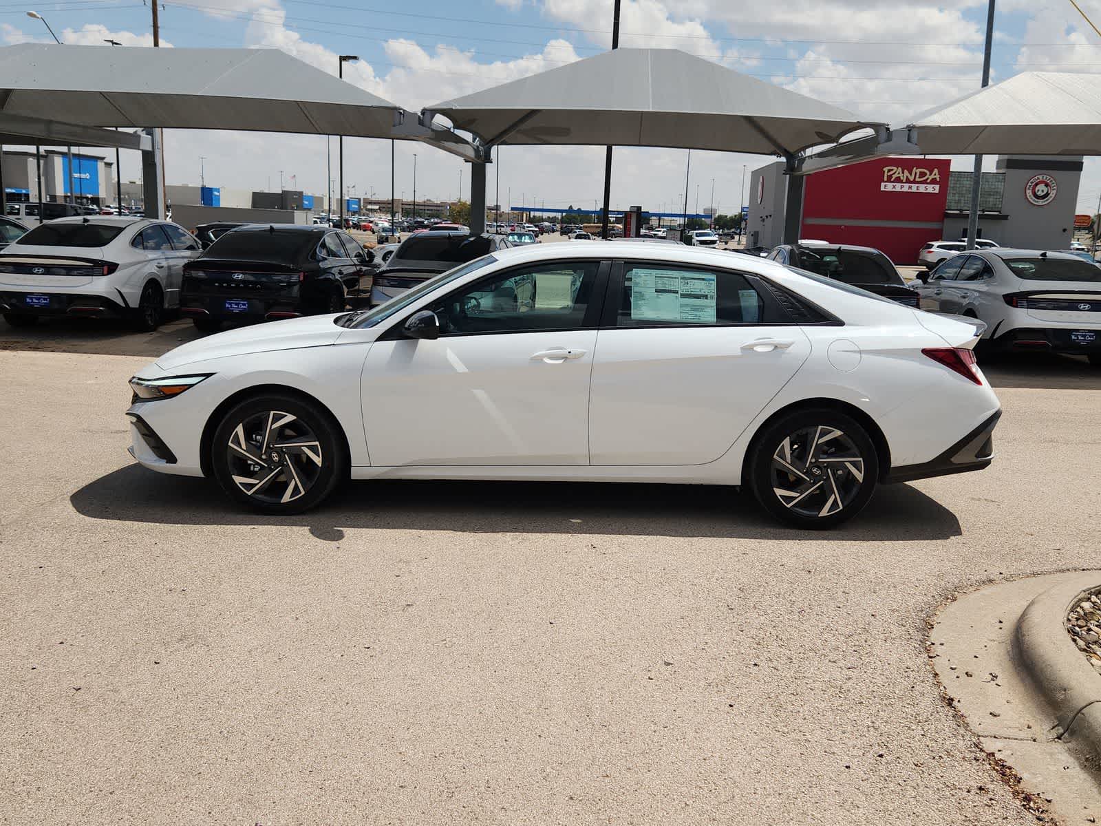 Thumbnail: 2025 Hyundai Elantra - 5