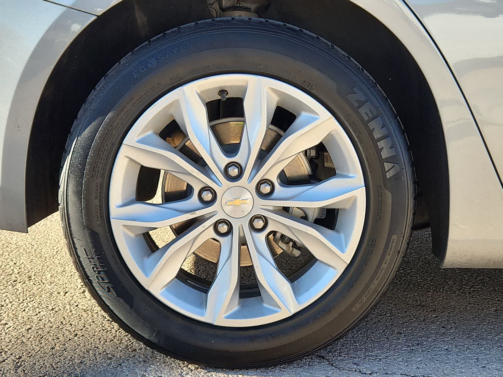 Thumbnail: 2024 Chevrolet Malibu - 12