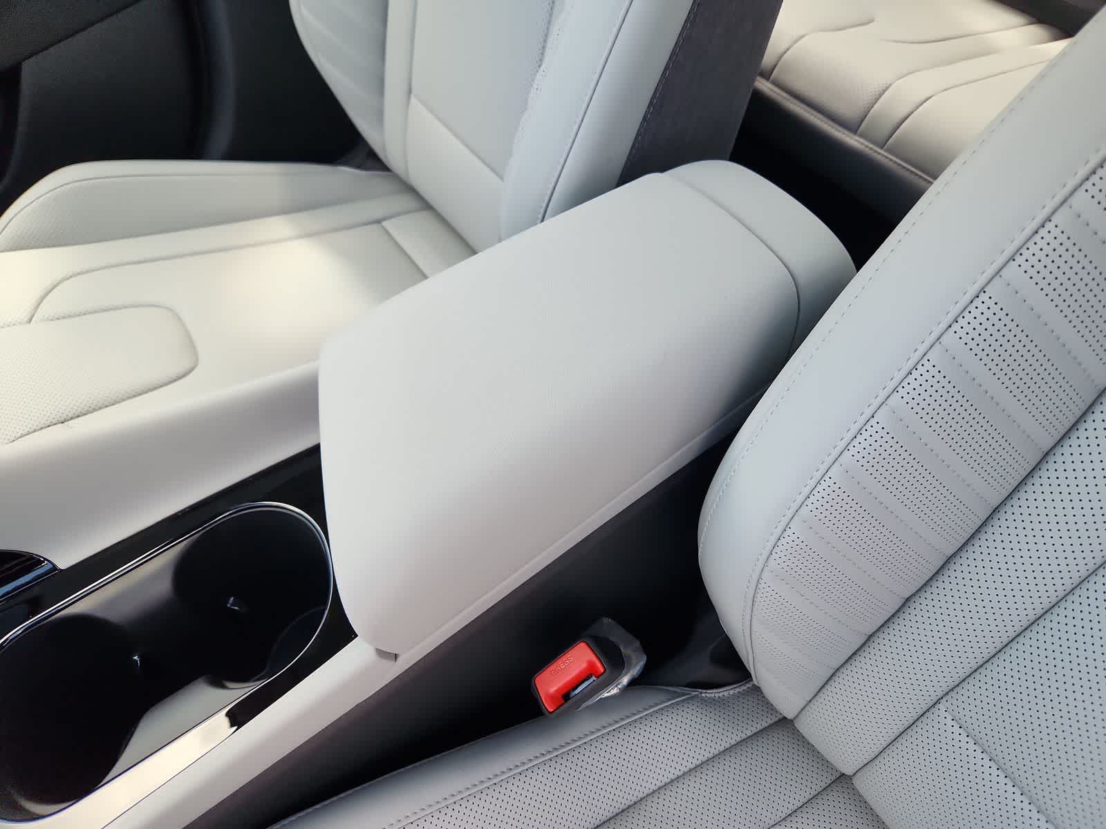 Thumbnail: 2025 Hyundai Elantra - 20