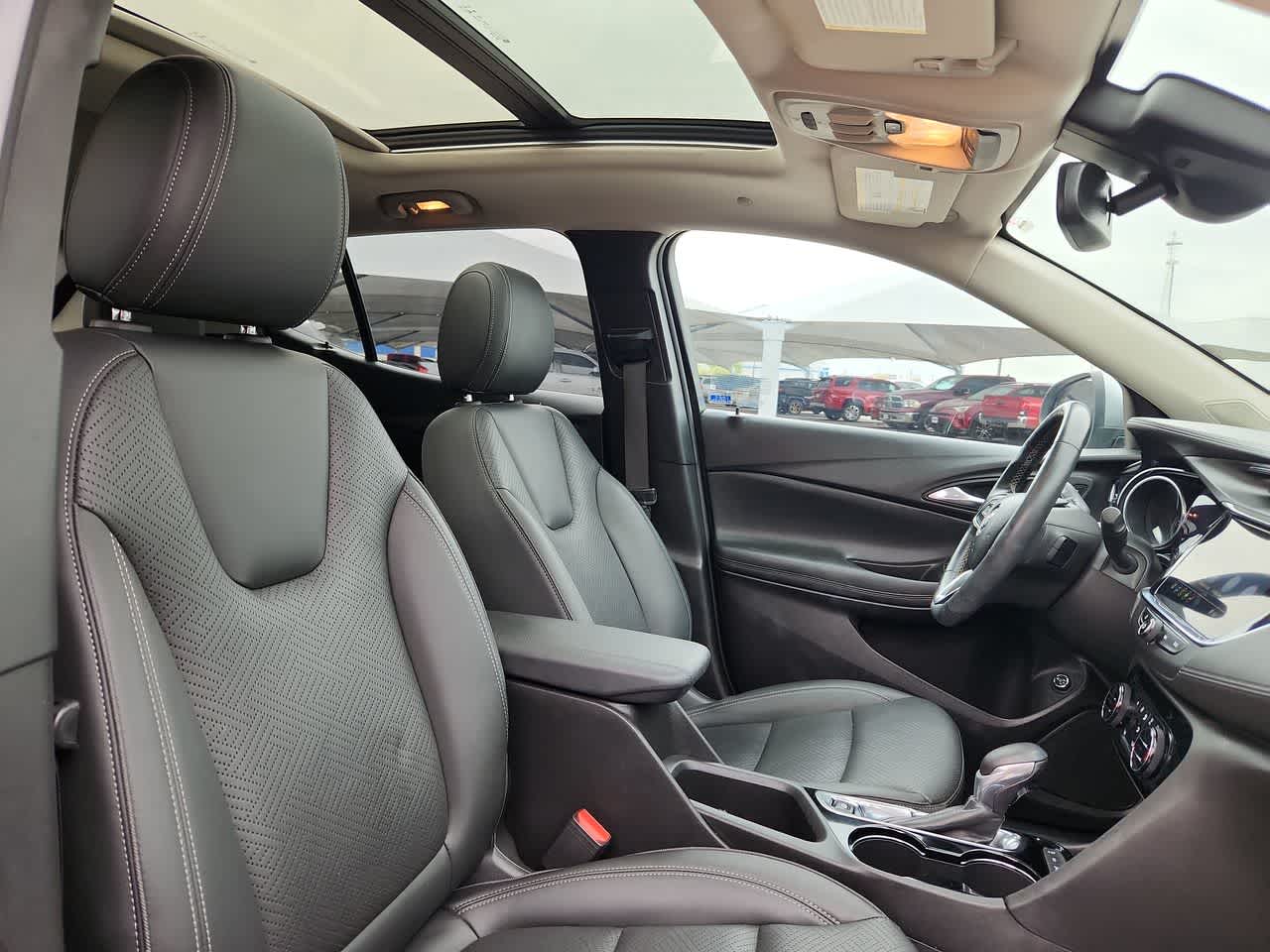 Thumbnail: 2023 Buick Encore GX - 18