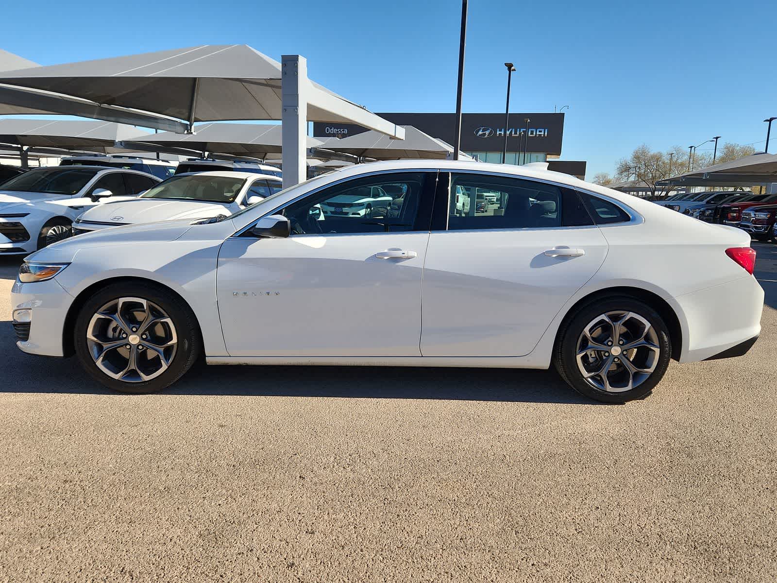 Thumbnail: 2024 Chevrolet Malibu - 5