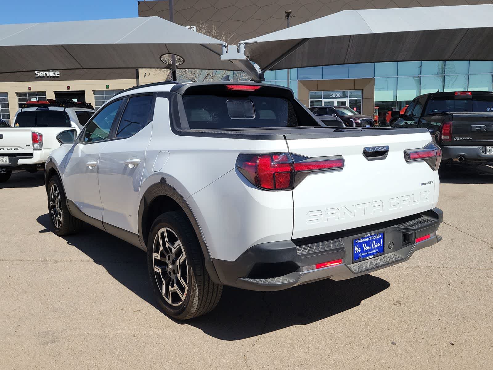 Thumbnail: 2025 Hyundai Santa Cruz - 12