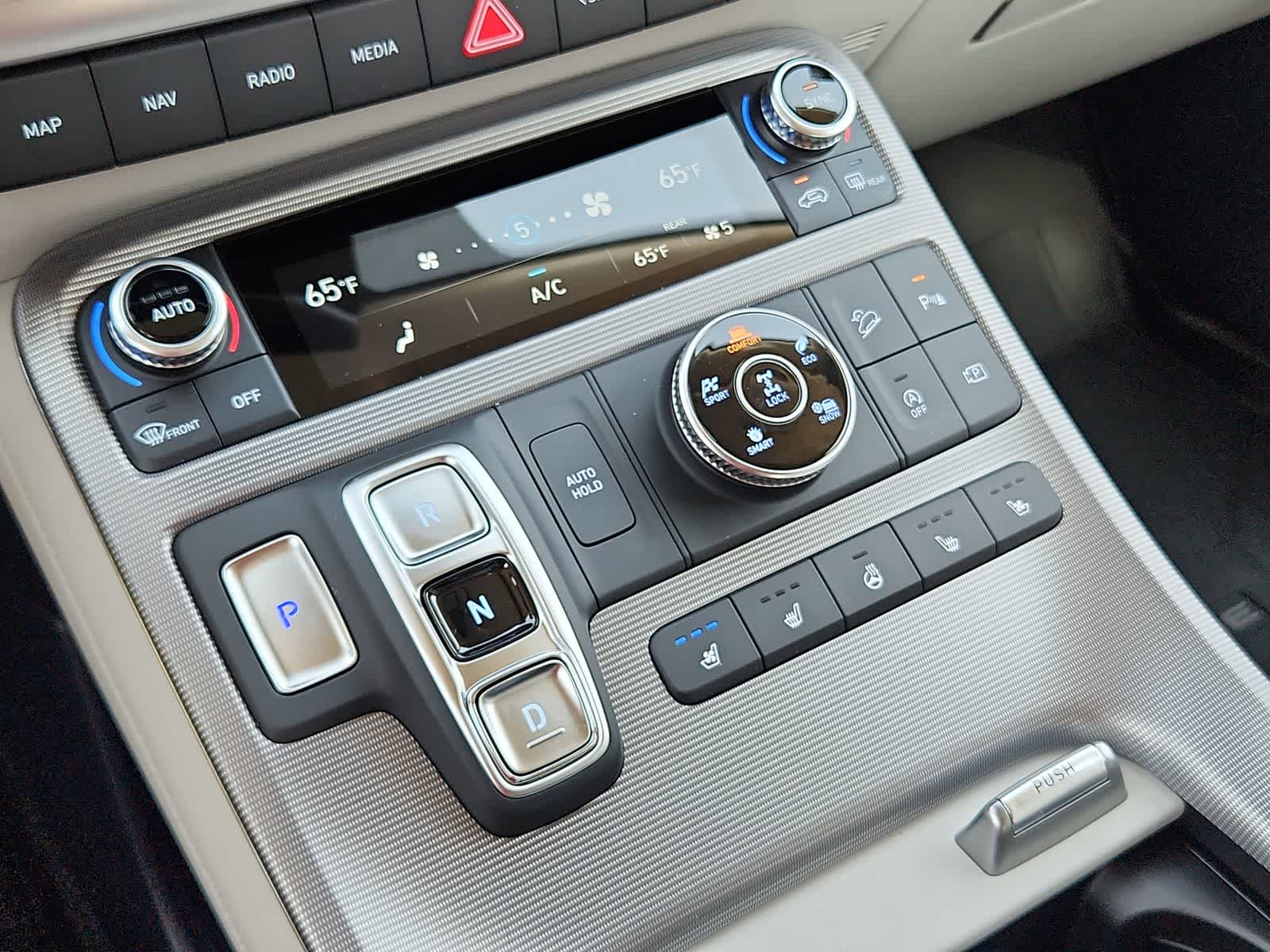 Thumbnail: 2025 Hyundai Palisade - 25