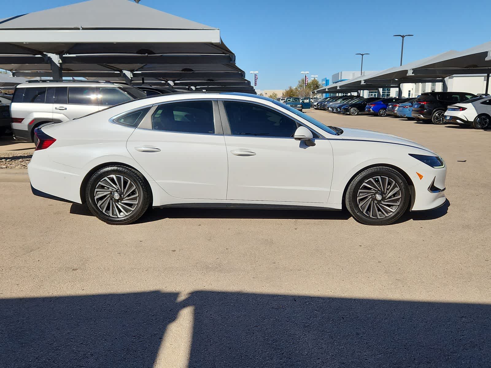 Thumbnail: 2022 Hyundai Sonata - 9