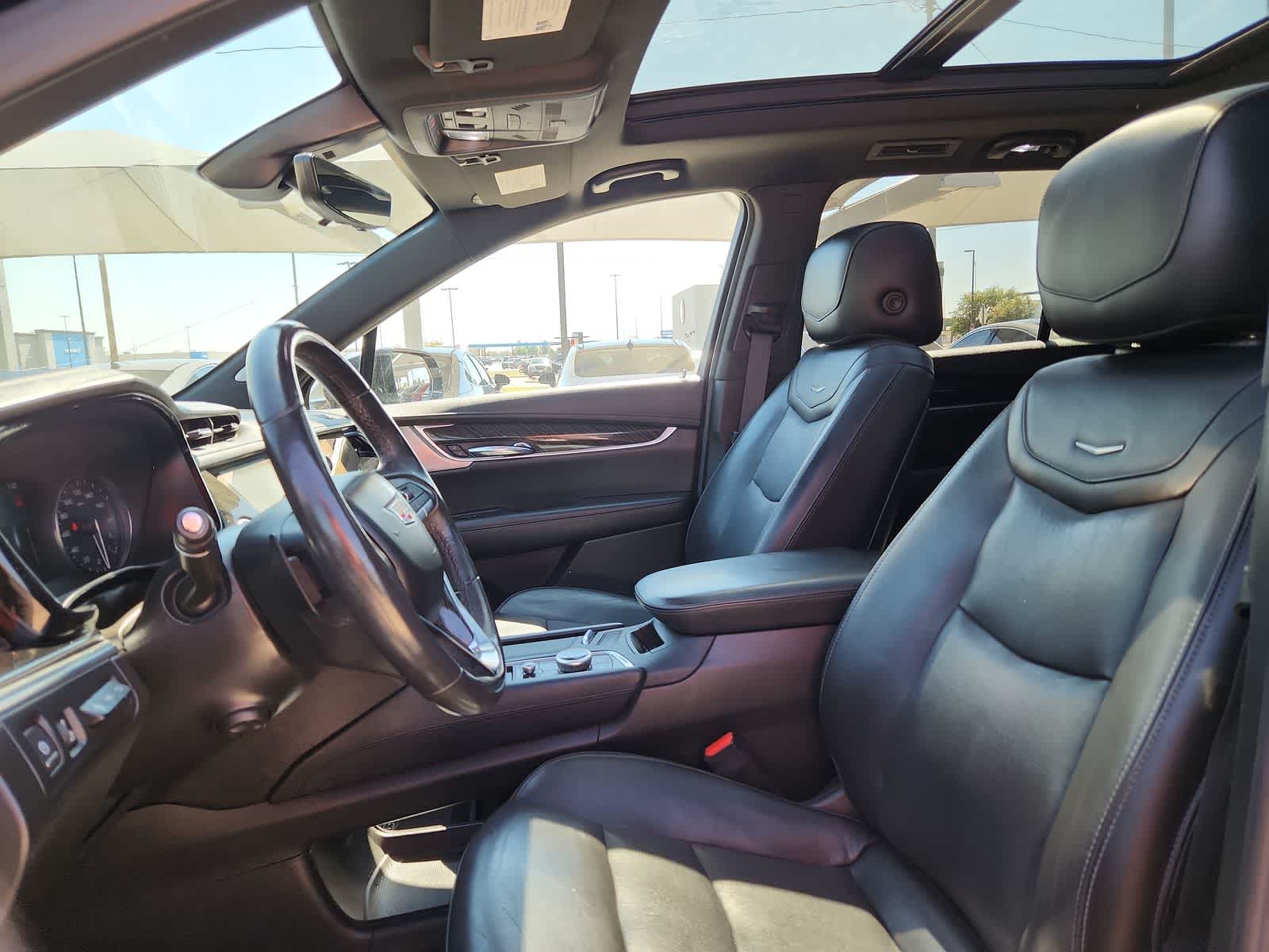 Thumbnail: 2020 Cadillac XT6 - 15