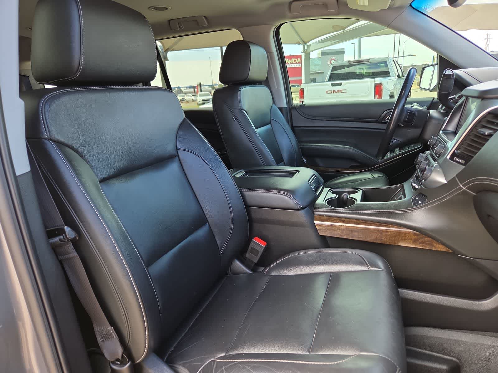 Thumbnail: 2020 Chevrolet Tahoe - 18