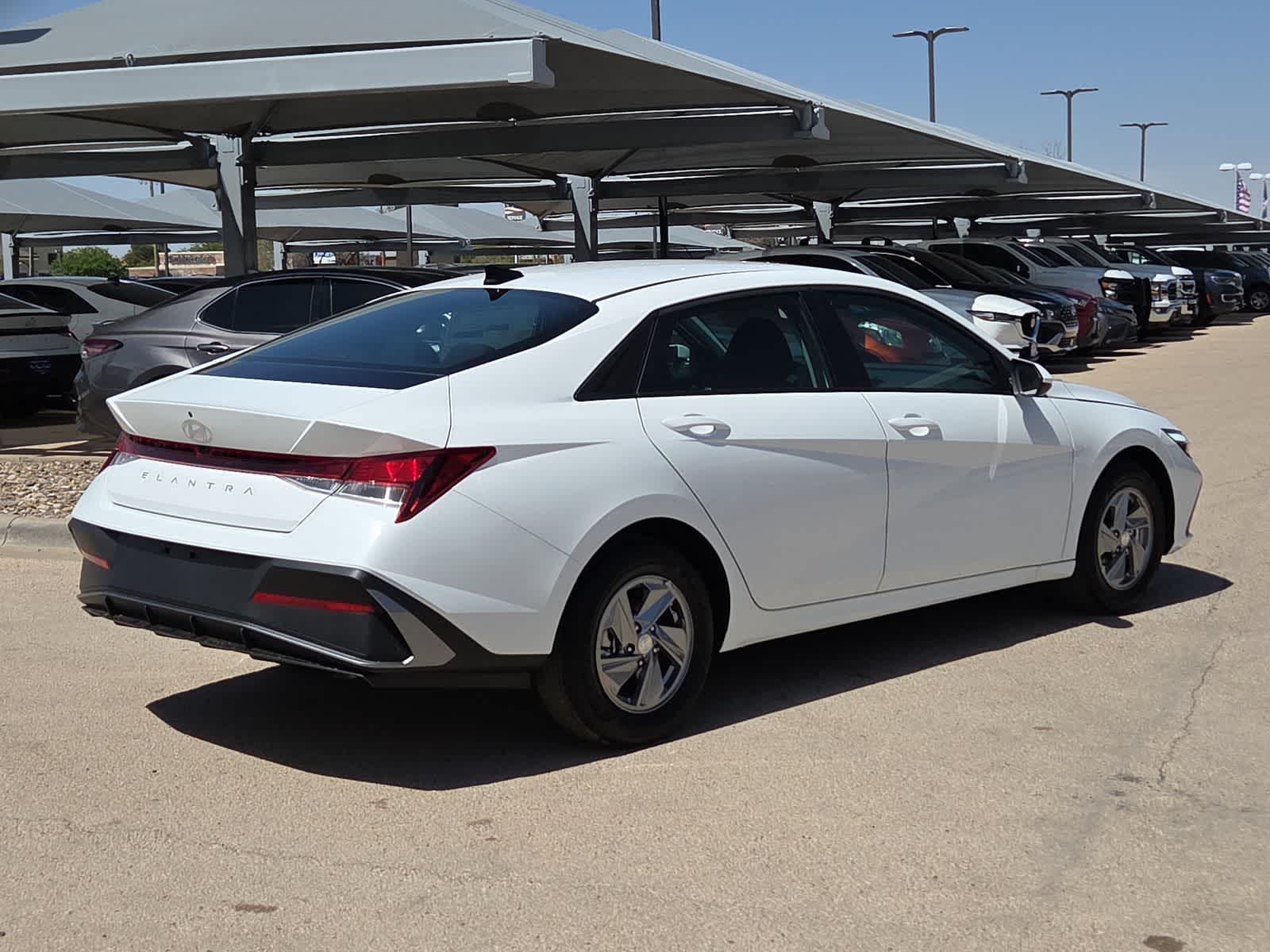 Thumbnail: 2026 Hyundai Elantra - 8