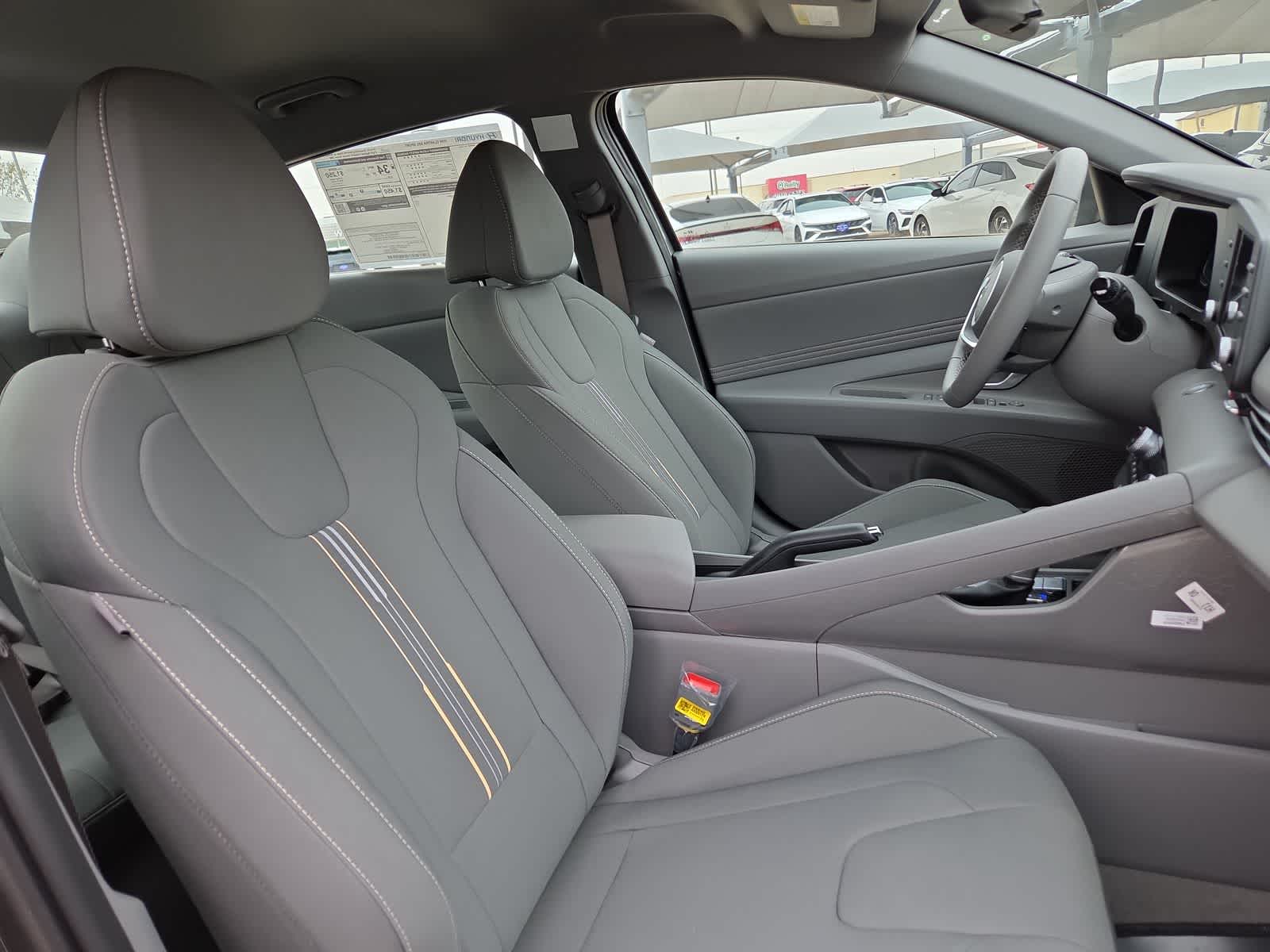 Thumbnail: 2026 Hyundai Elantra - 18