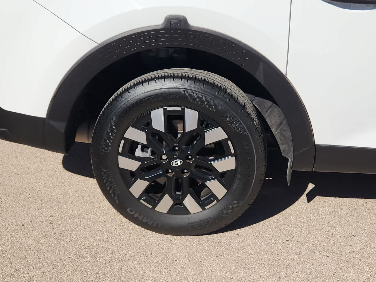 Thumbnail: 2025 Hyundai Santa Cruz - 12