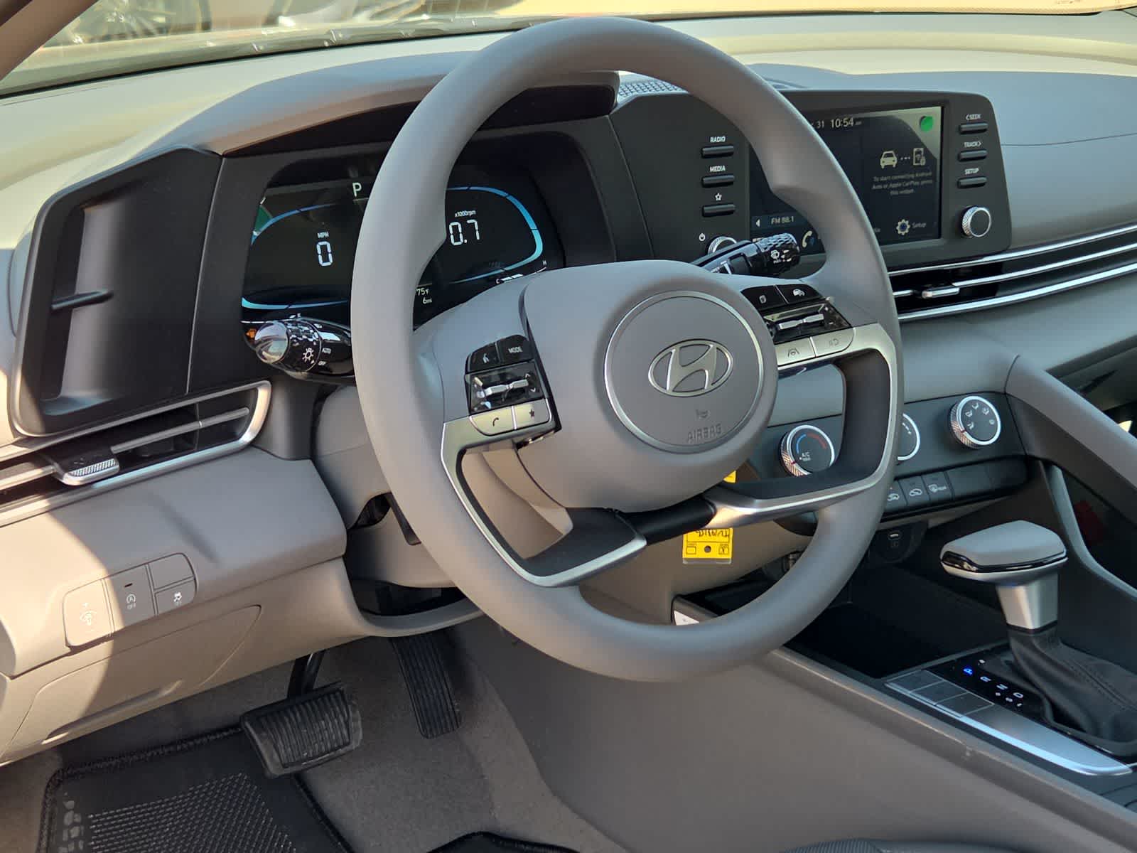 Thumbnail: 2026 Hyundai Elantra - 10