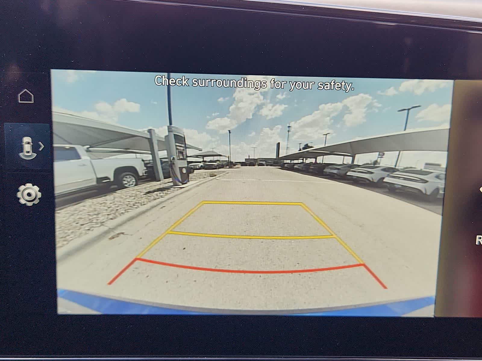 Thumbnail: 2025 Hyundai Elantra - 25