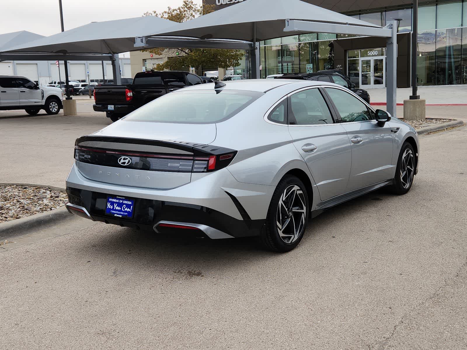 Thumbnail: 2026 Hyundai Sonata - 8