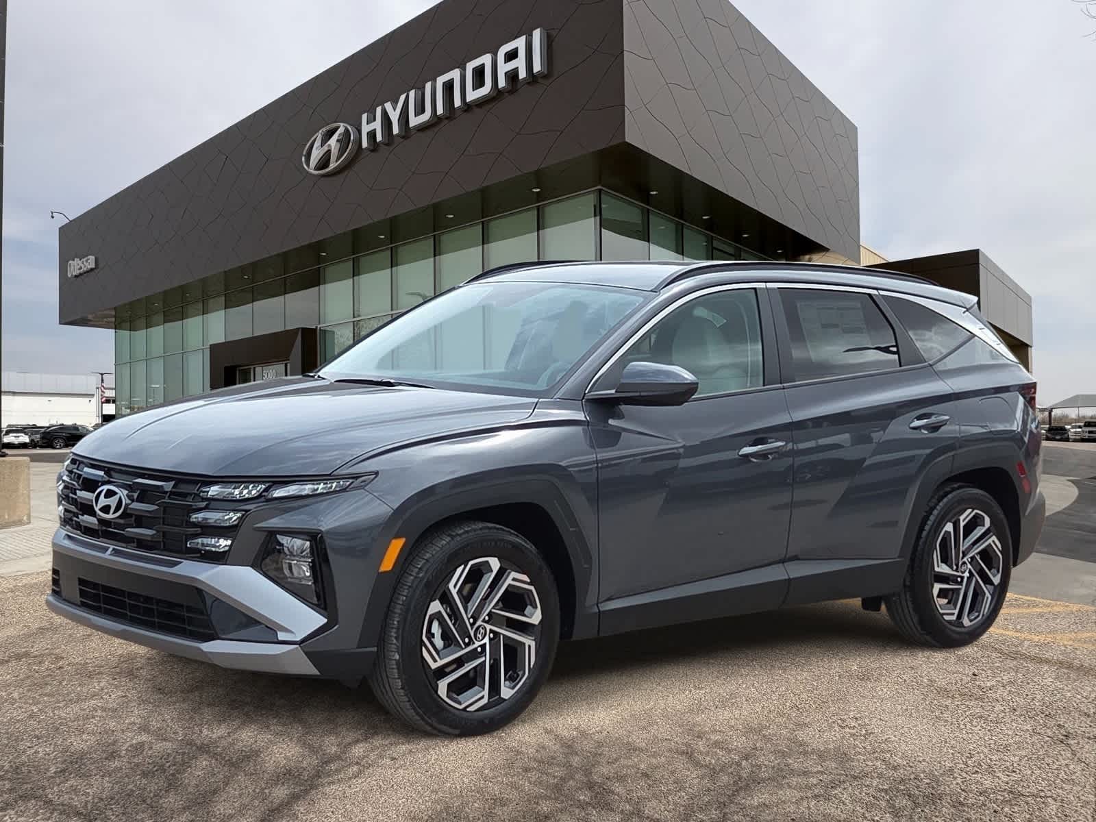 Thumbnail: 2026 Hyundai Tucson - 1