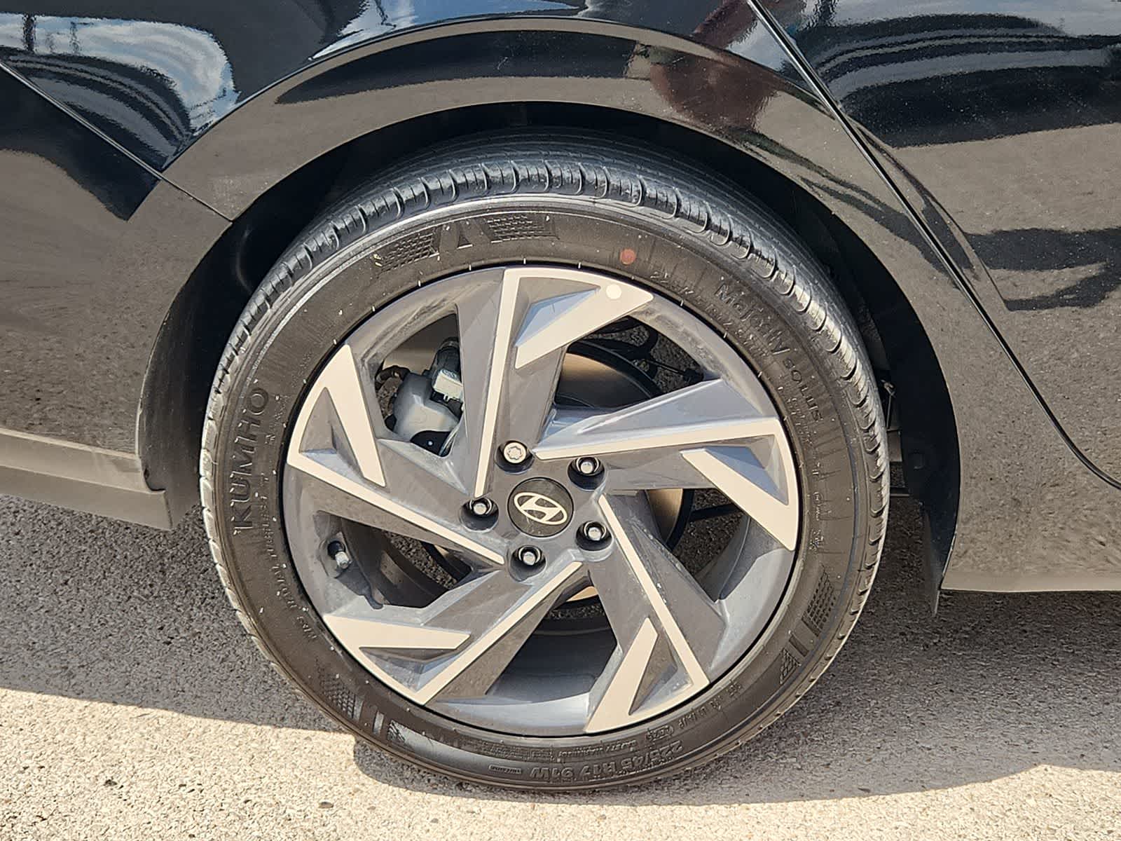 Thumbnail: 2025 Hyundai Elantra - 12