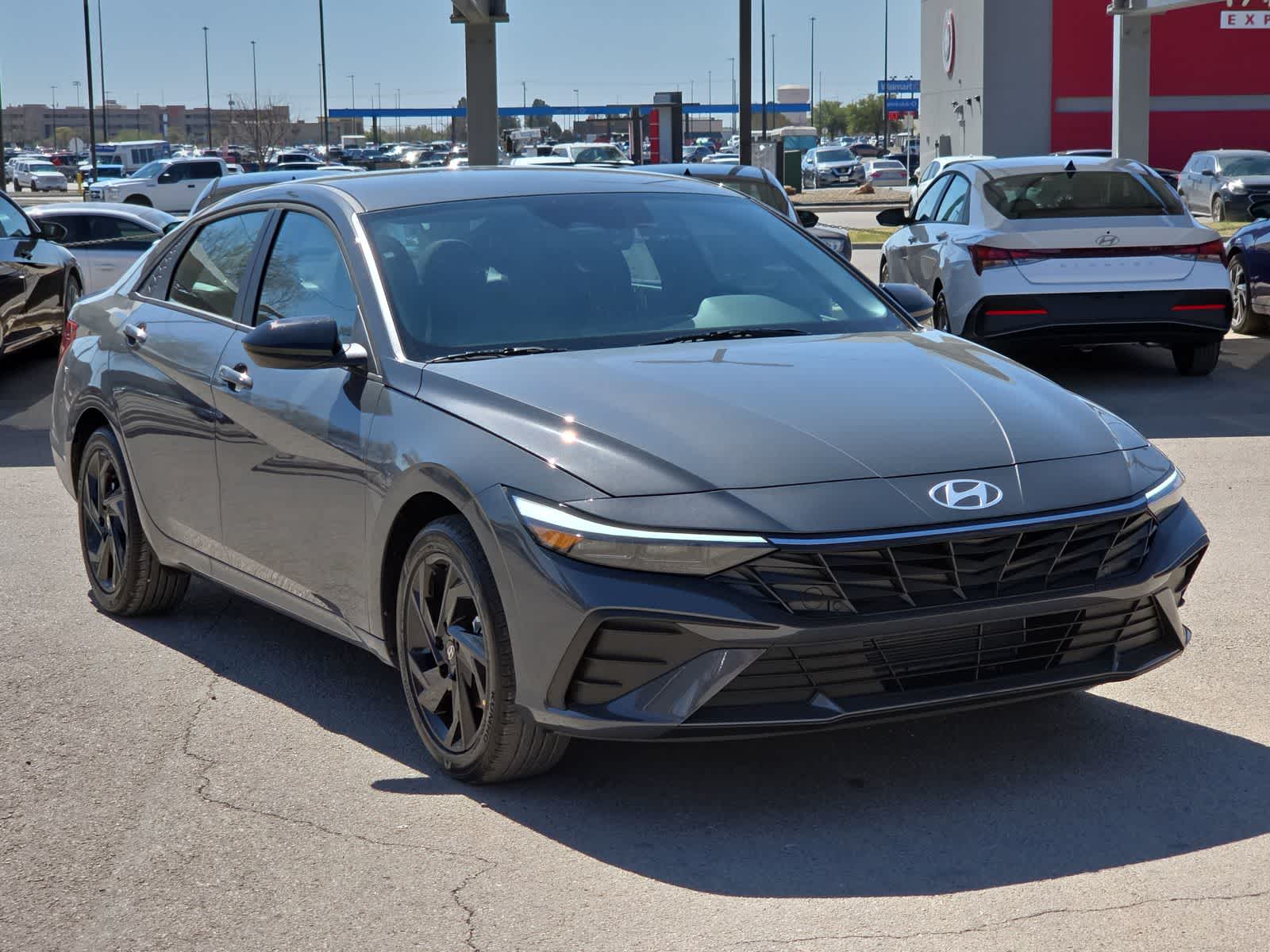 Thumbnail: 2026 Hyundai Elantra - 3