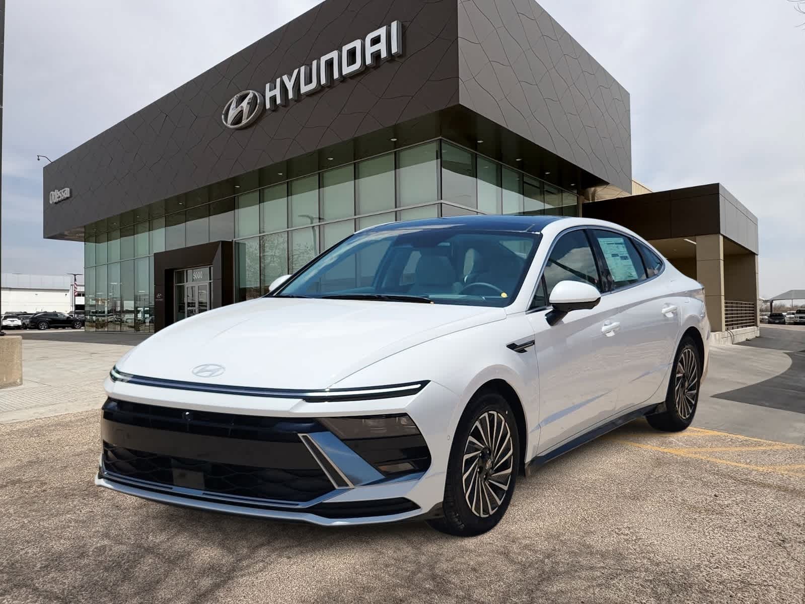 Thumbnail: 2025 Hyundai Sonata - 1