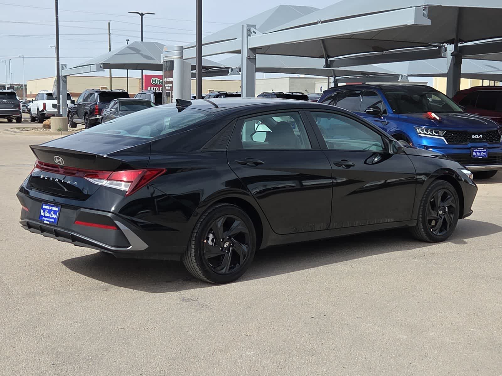 Thumbnail: 2026 Hyundai Elantra - 6