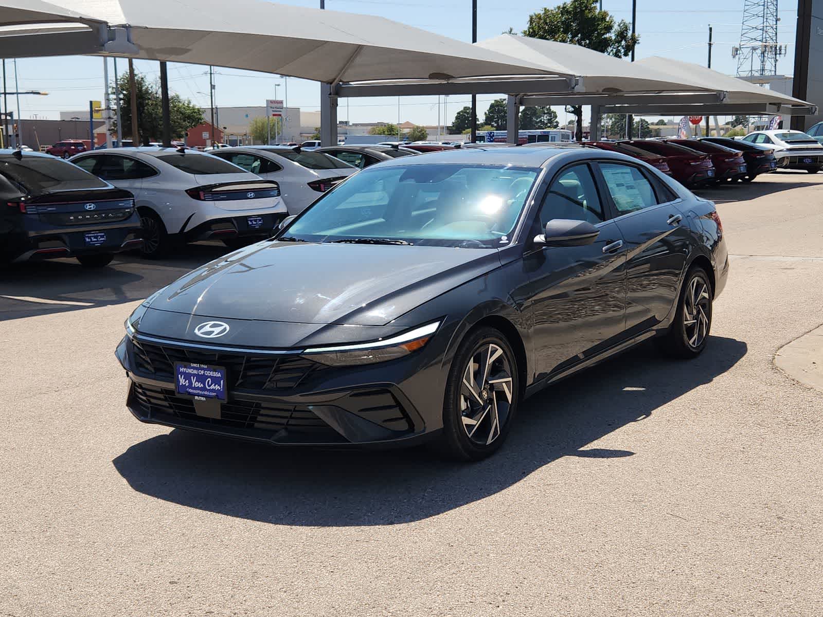 Thumbnail: 2025 Hyundai Elantra - 4