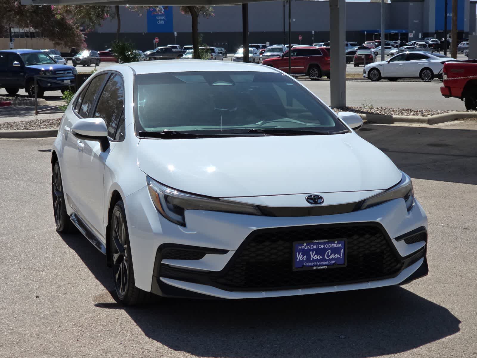 Thumbnail: 2024 Toyota Corolla - 3