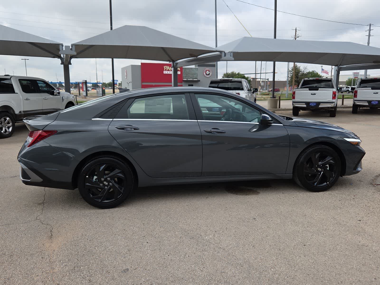 Thumbnail: 2026 Hyundai Elantra - 9