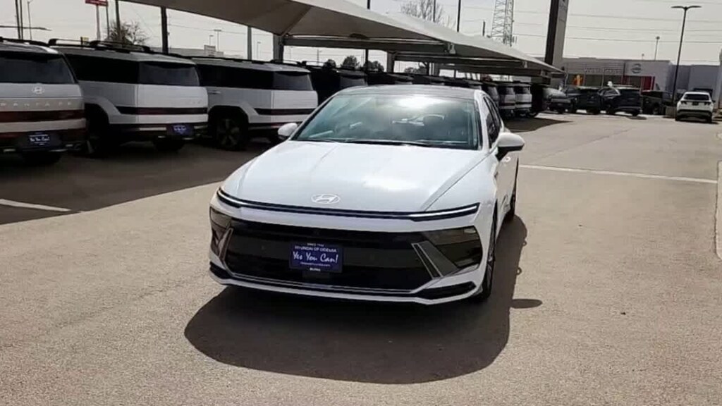 New 2025 Hyundai Sonata Hybrid Limited Sedan