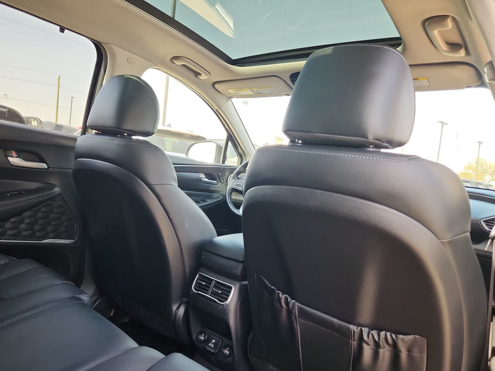 Thumbnail: 2023 Hyundai Santa Fe - 16