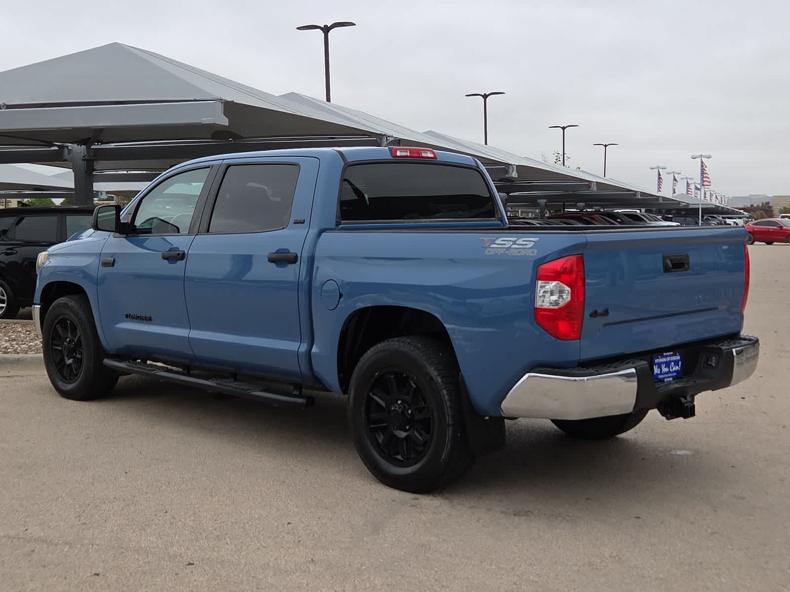 Thumbnail: 2021 Toyota Tundra - 6