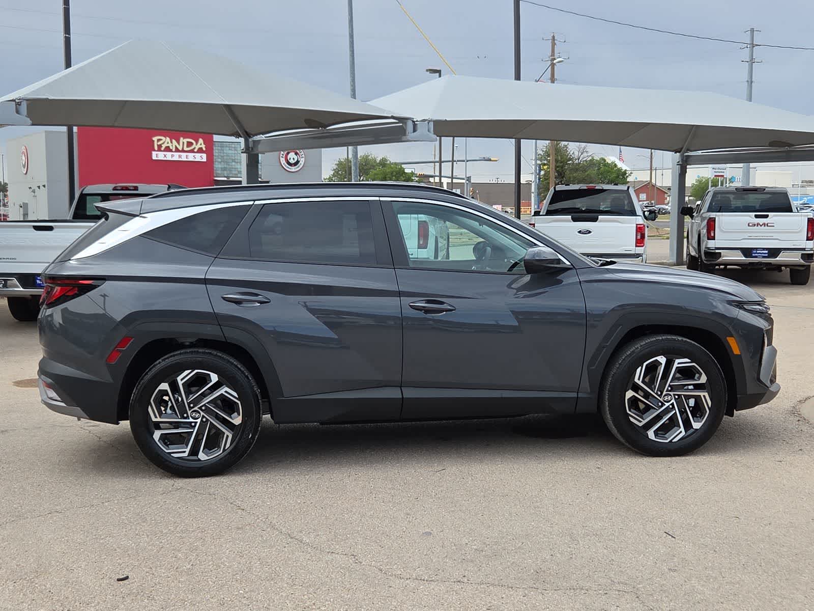 Thumbnail: 2026 Hyundai Tucson - 9