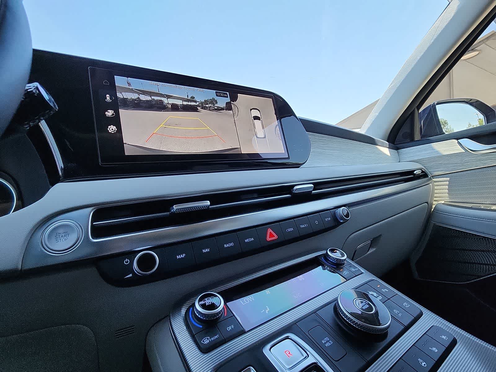 Thumbnail: 2024 Hyundai Palisade - 27