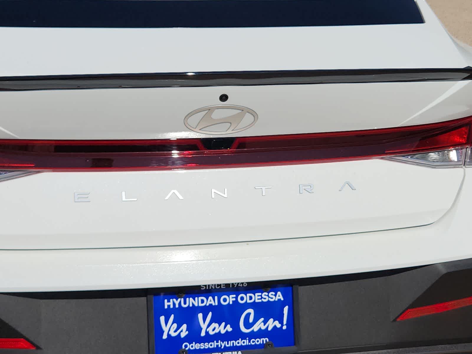 Thumbnail: 2025 Hyundai Elantra - 11