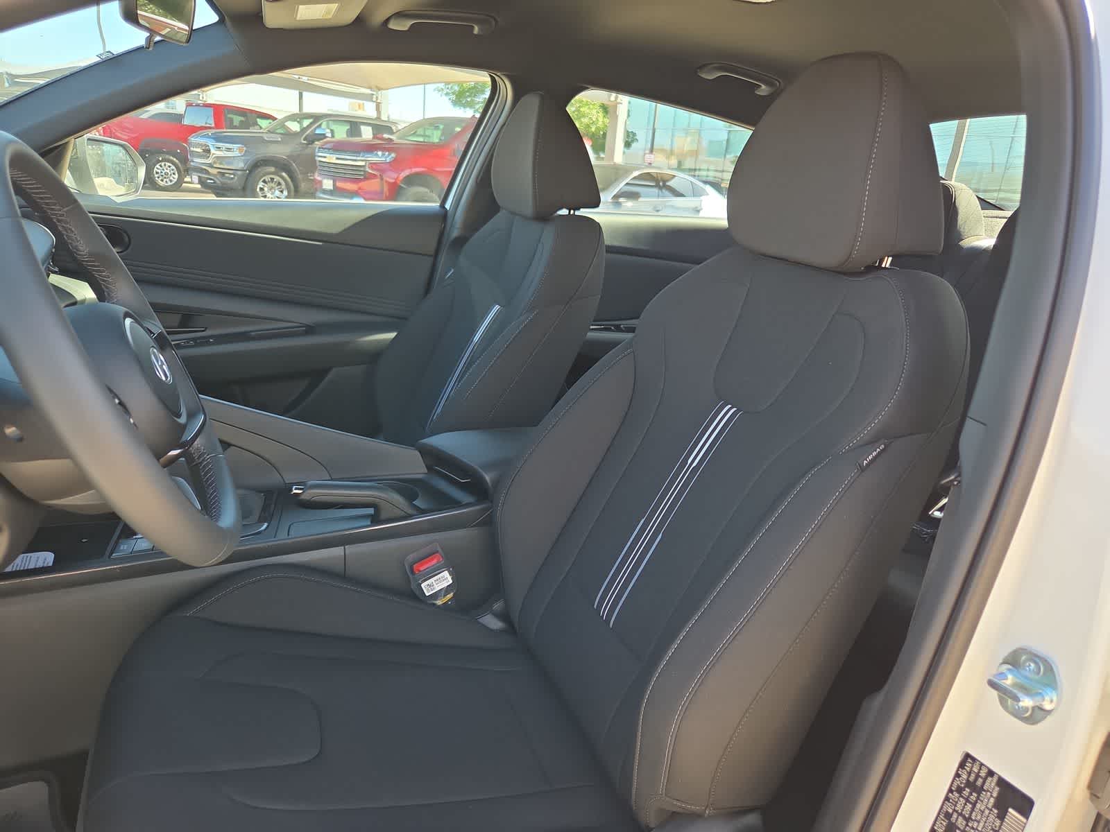 Thumbnail: 2026 Hyundai Elantra - 15