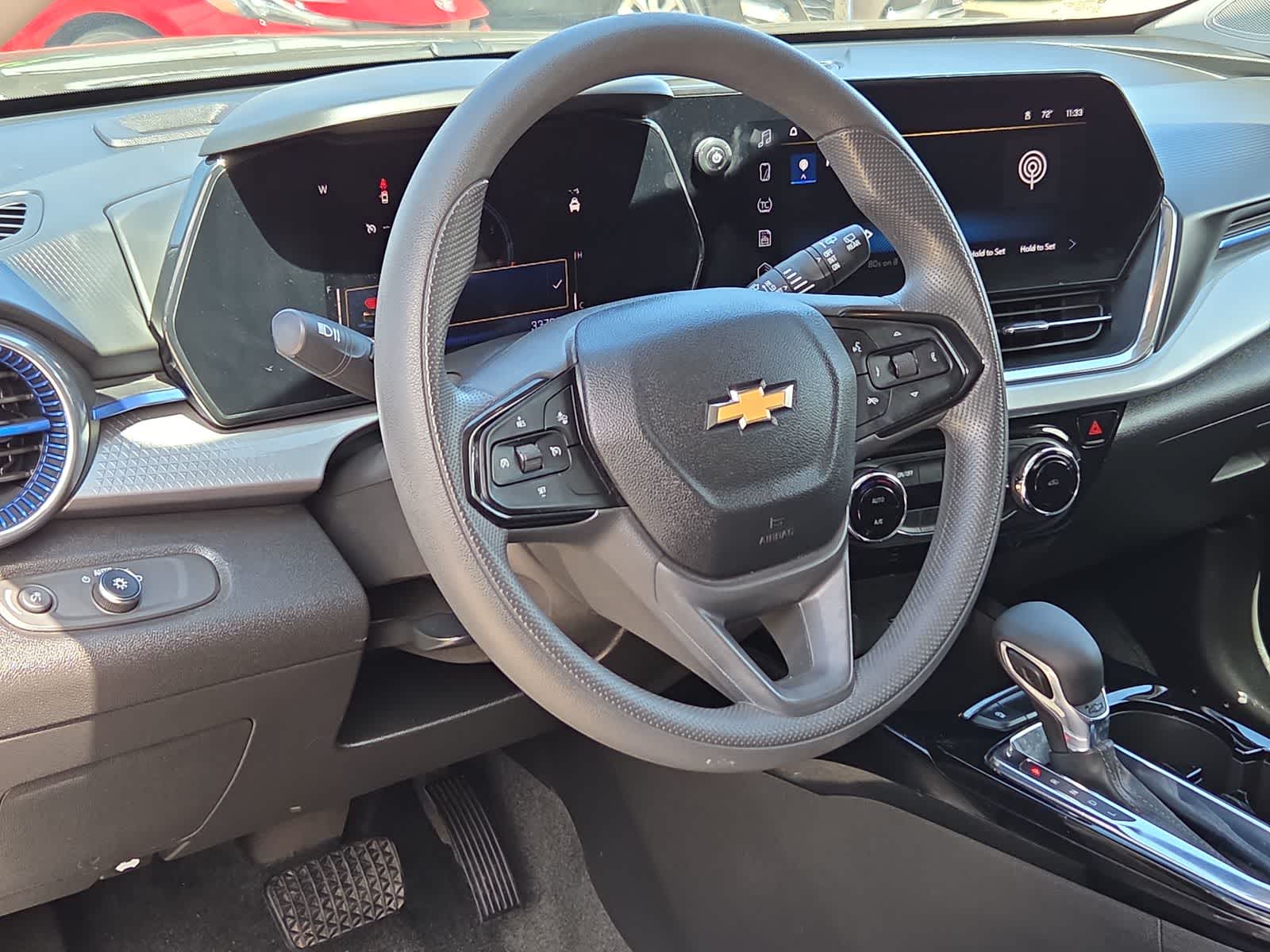 Thumbnail: 2025 Chevrolet Trax - 10