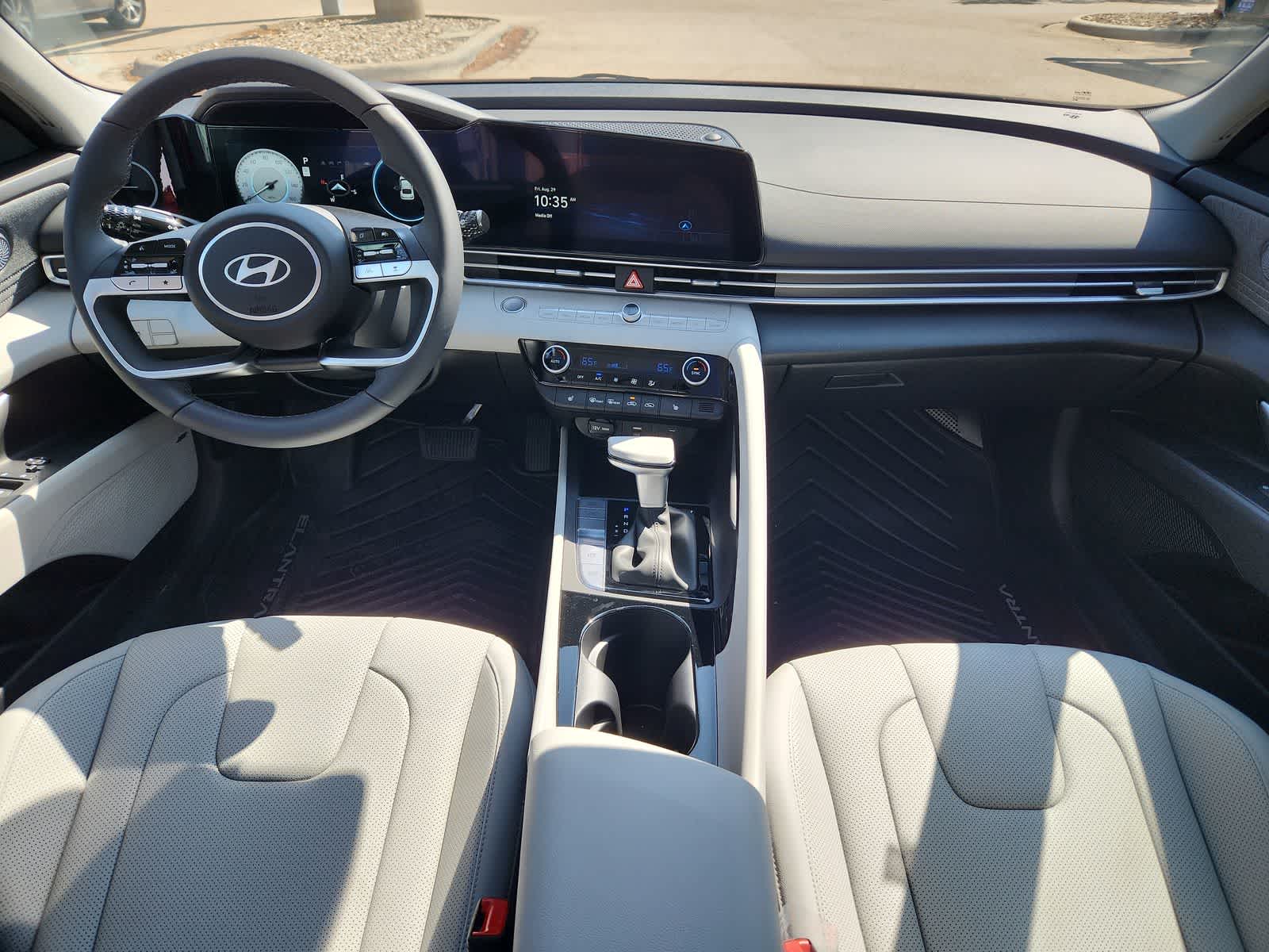 Thumbnail: 2025 Hyundai Elantra - 14