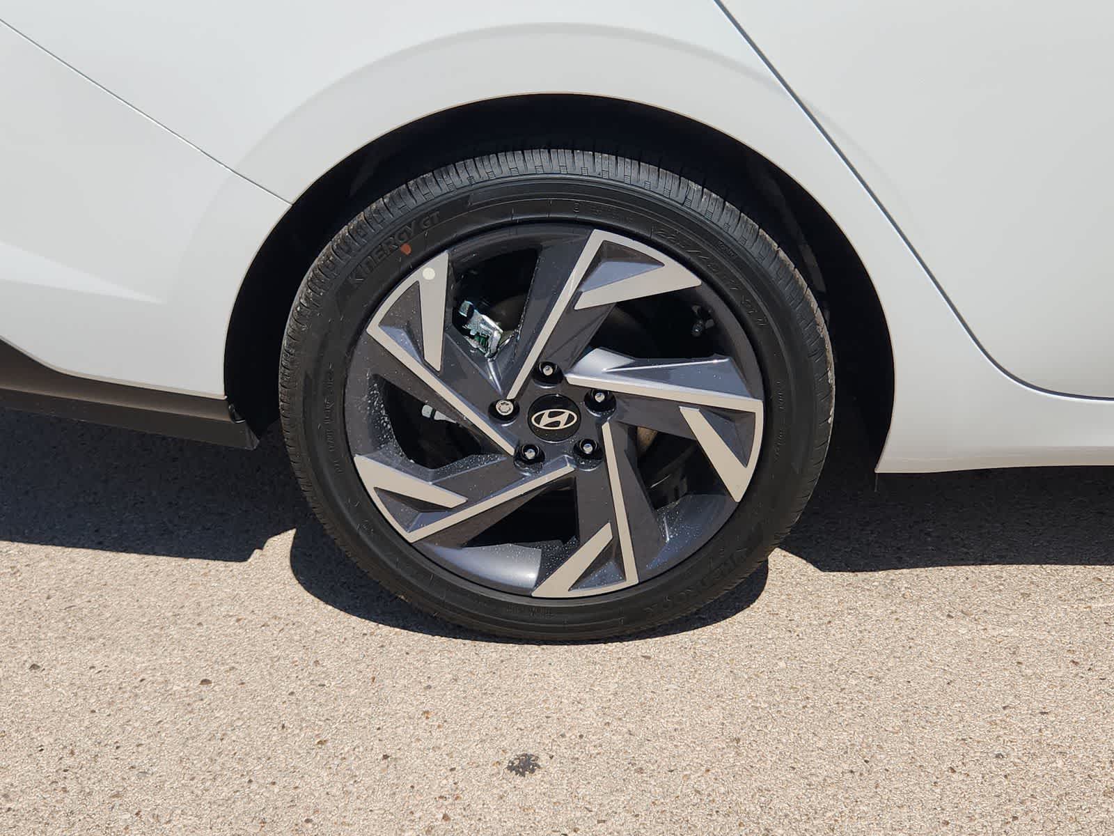 Thumbnail: 2025 Hyundai Elantra - 12