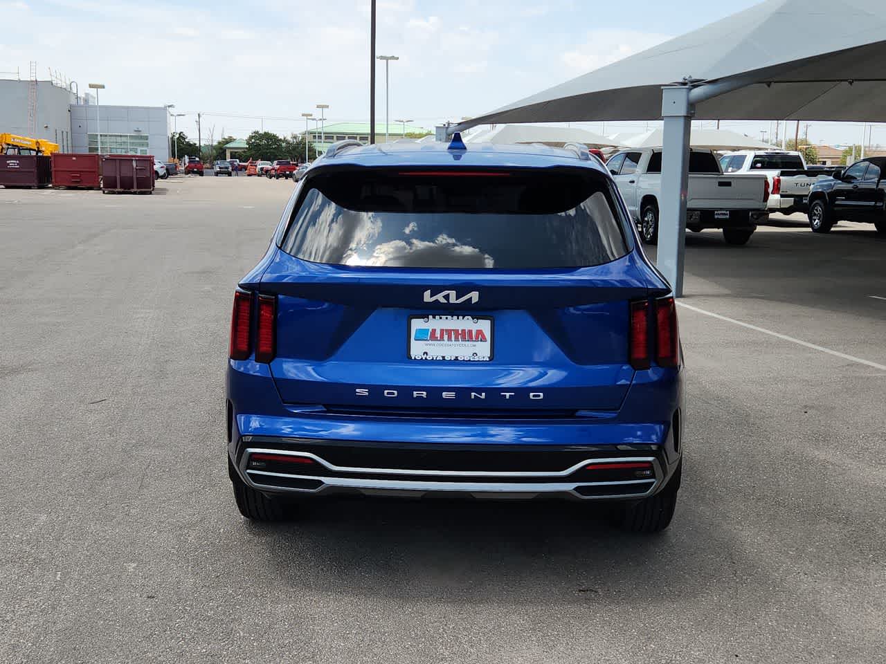 Thumbnail: 2022 Kia Sorento - 7