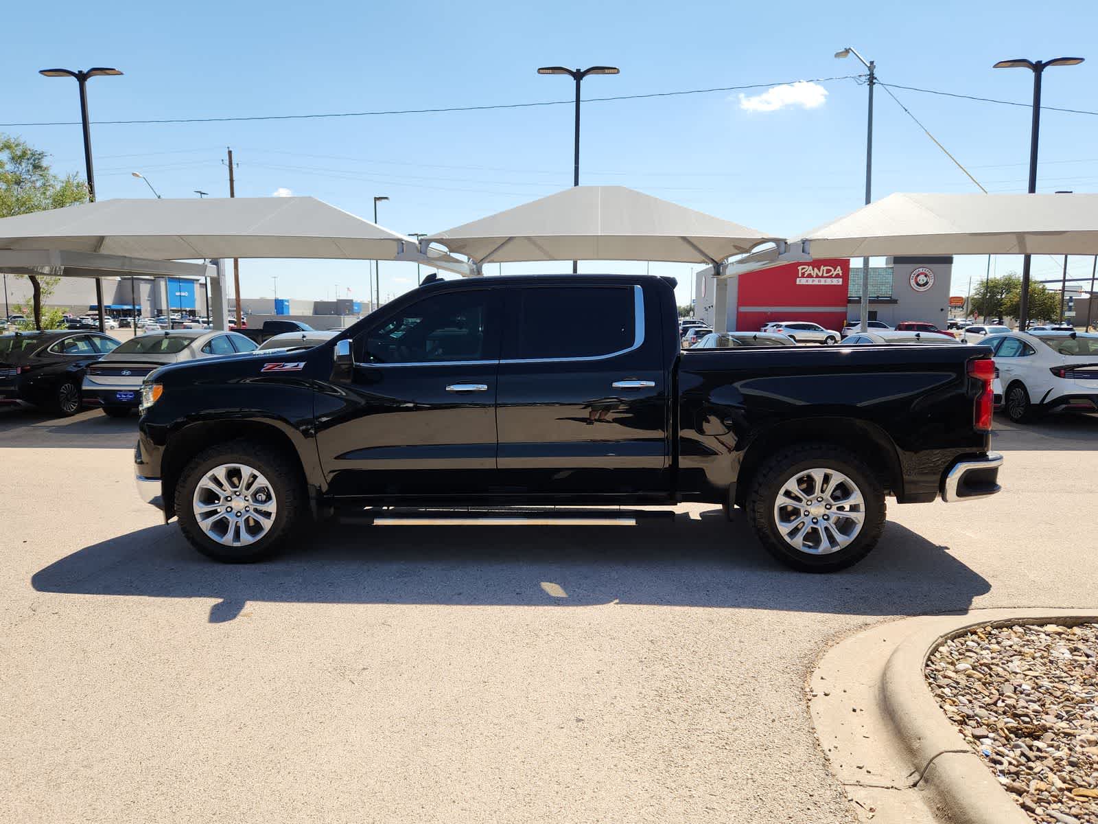 Thumbnail: 2023 Chevrolet Silverado 1500 - 5