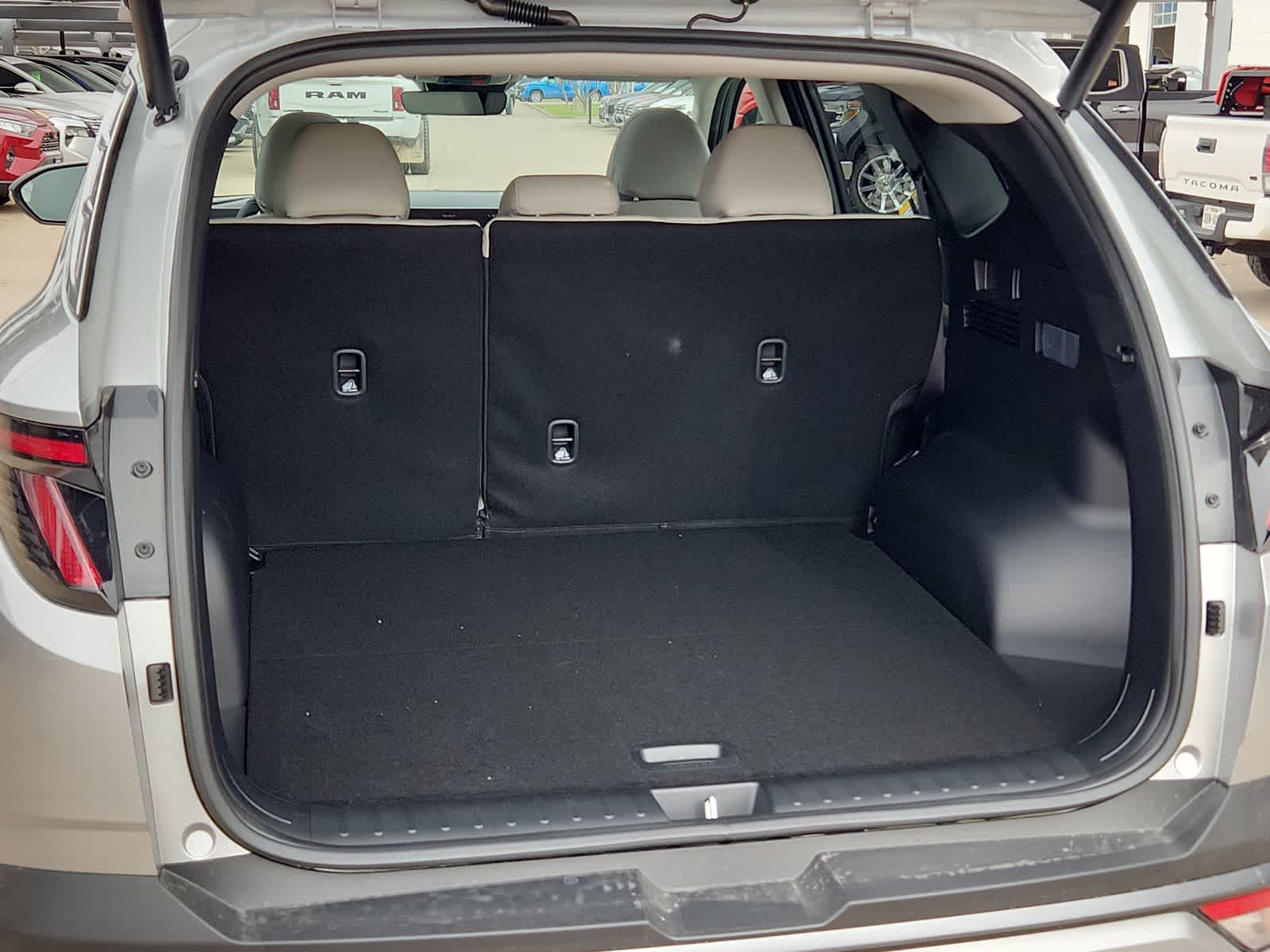 Thumbnail: 2026 Hyundai Tucson - 23