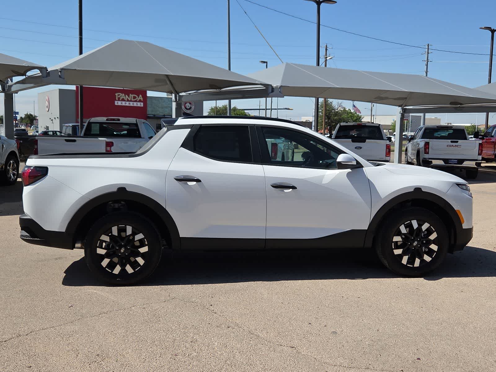 Thumbnail: 2026 Hyundai Santa Cruz - 9