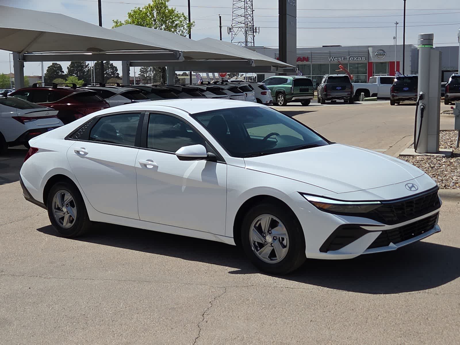 Thumbnail: 2026 Hyundai Elantra - 2