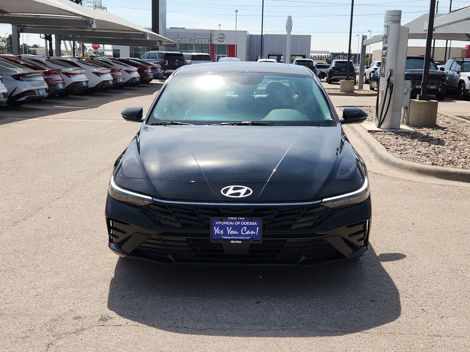 Thumbnail: 2025 Hyundai Elantra - 3