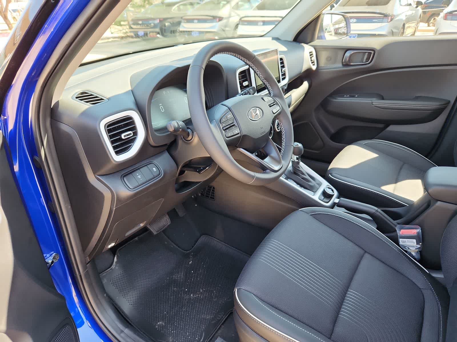 Thumbnail: 2025 Hyundai Venue - 10