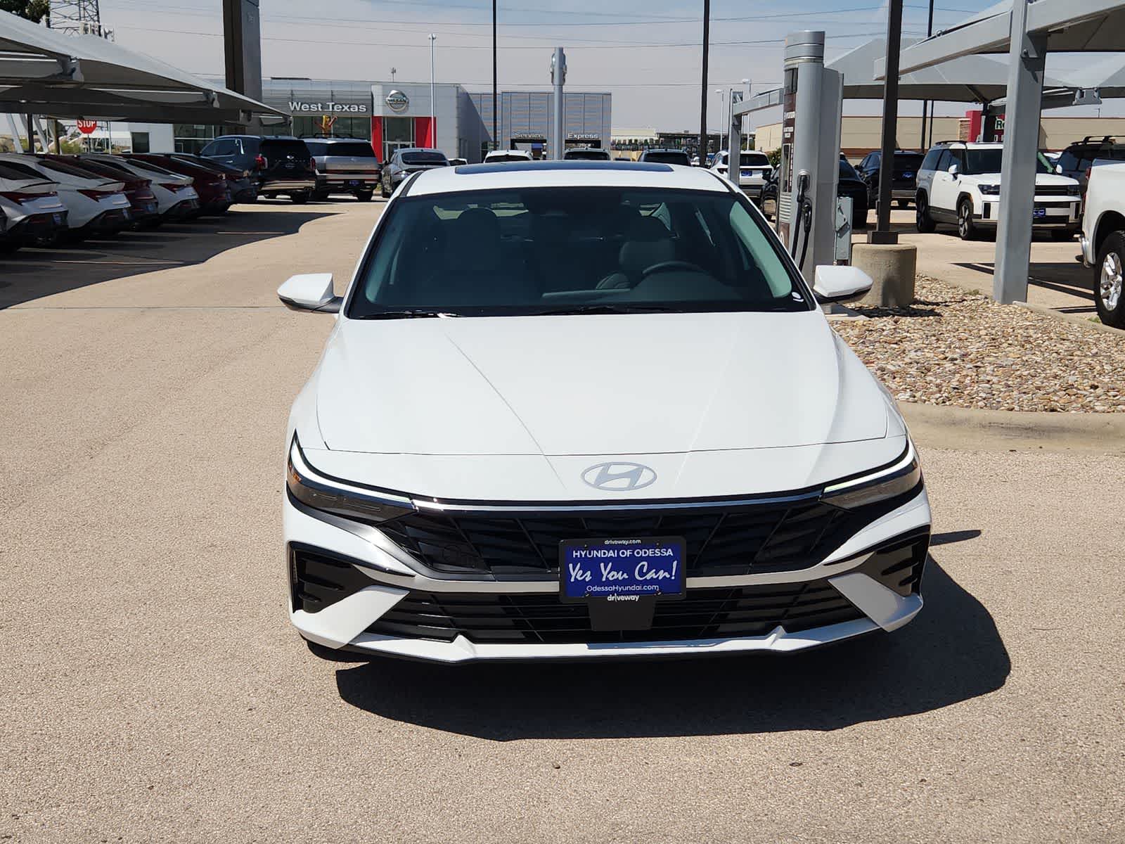 Thumbnail: 2025 Hyundai Elantra - 3