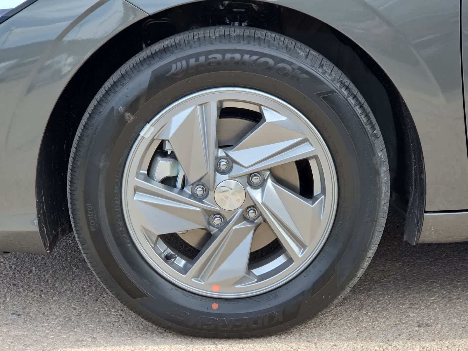 Thumbnail: 2026 Hyundai Elantra - 12